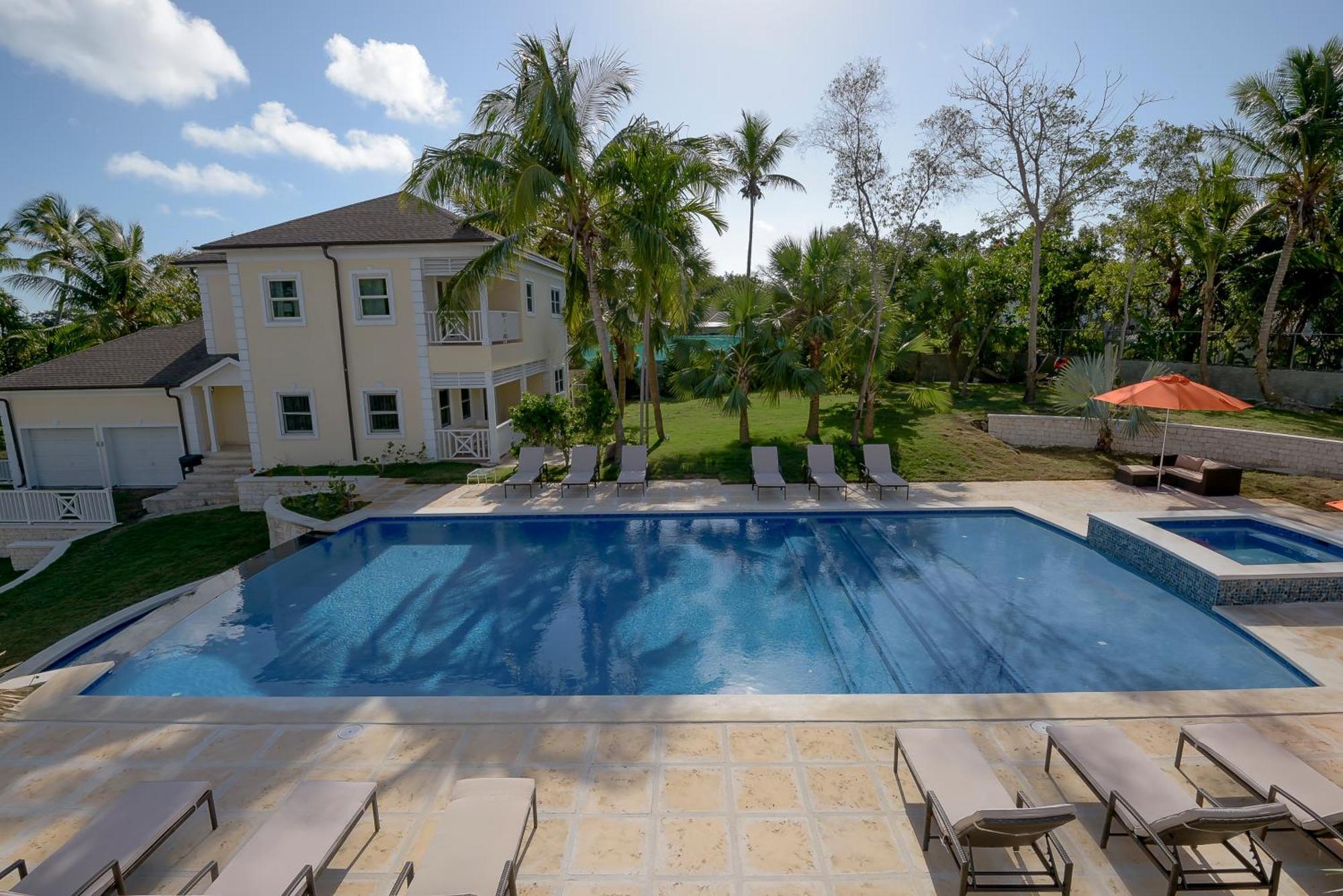 Silk Cotton Villas Nassau Exterior photo